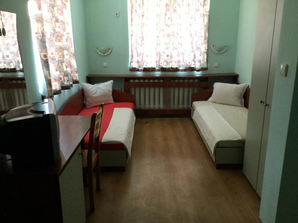 Hotel Amethyst Sofia Extérieur photo