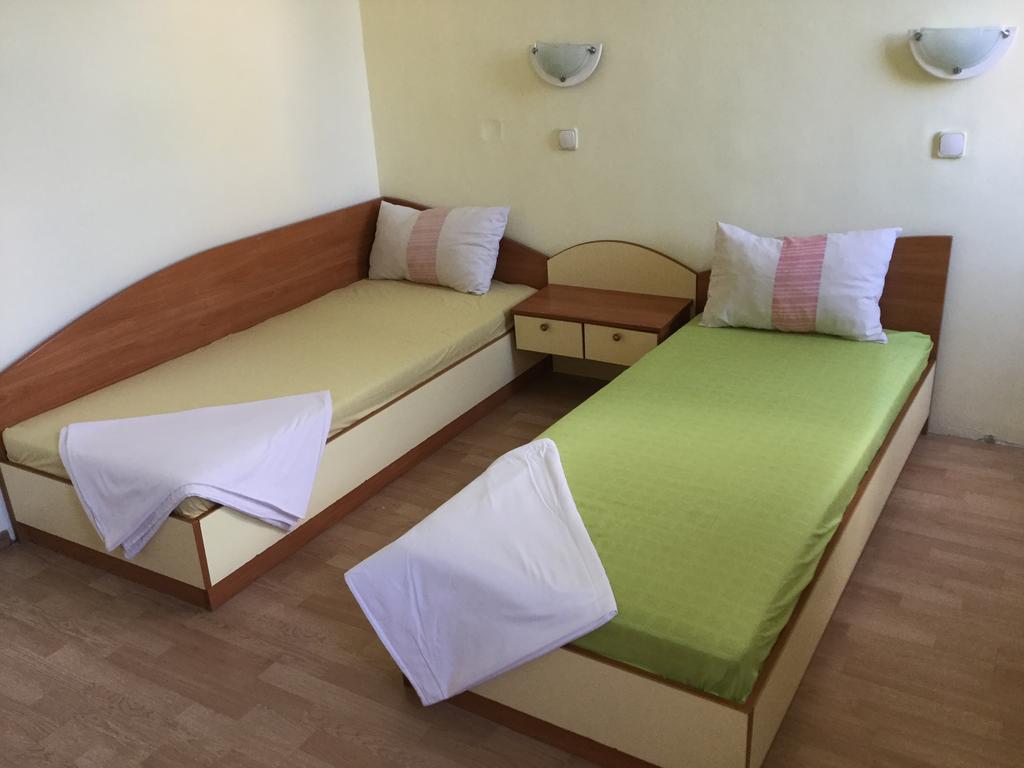Hotel Amethyst Sofia Extérieur photo