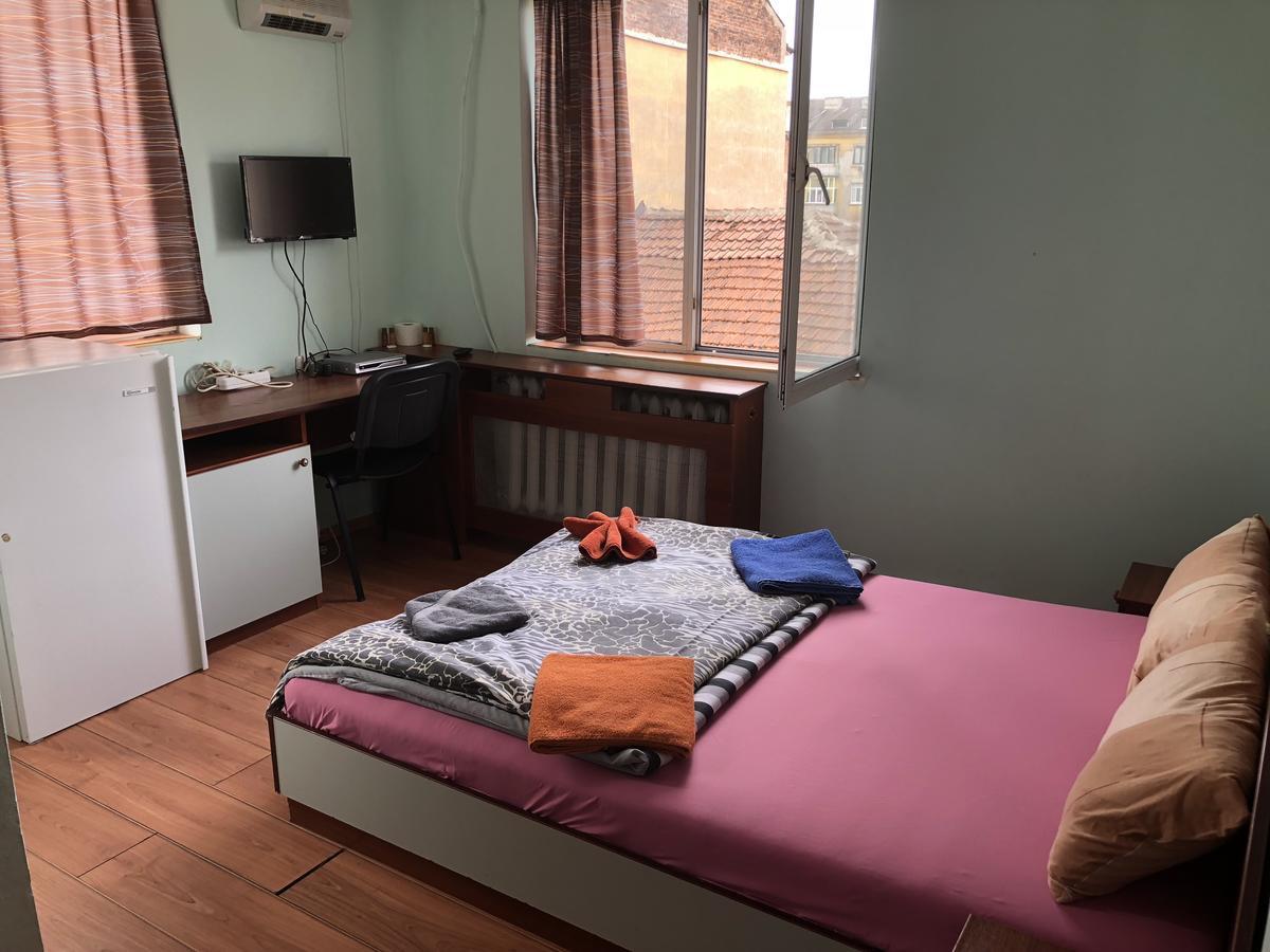 Hotel Amethyst Sofia Extérieur photo