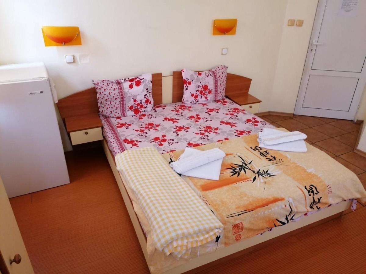 Hotel Amethyst Sofia Extérieur photo